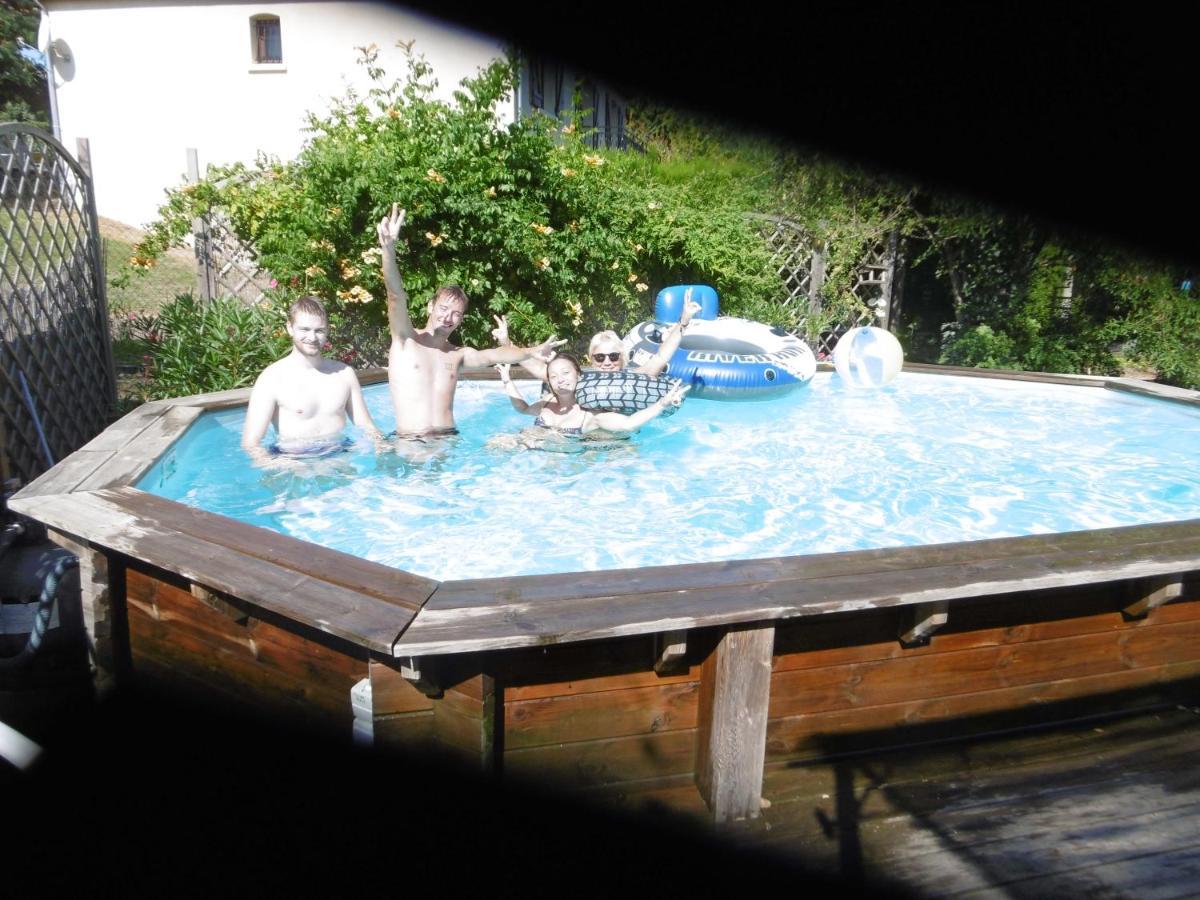 Le Chat Qui Peche B&B Châteauneuf-la-Forêt Esterno foto