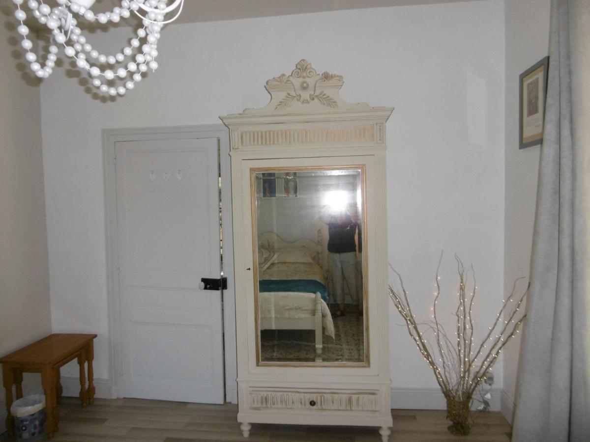 Le Chat Qui Peche B&B Châteauneuf-la-Forêt Esterno foto